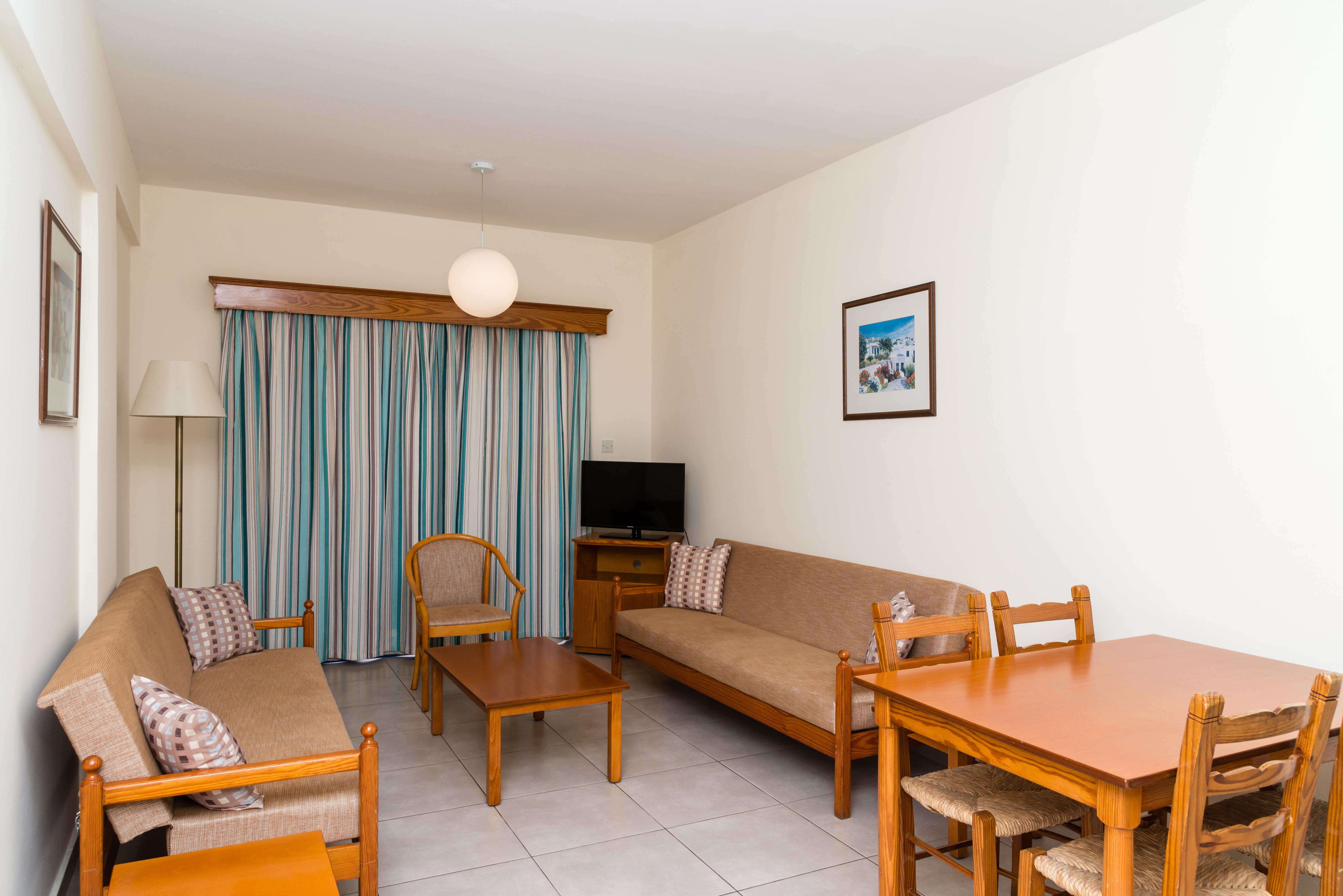 Kefalos Damon Hotel Apartments Paphos Eksteriør bilde