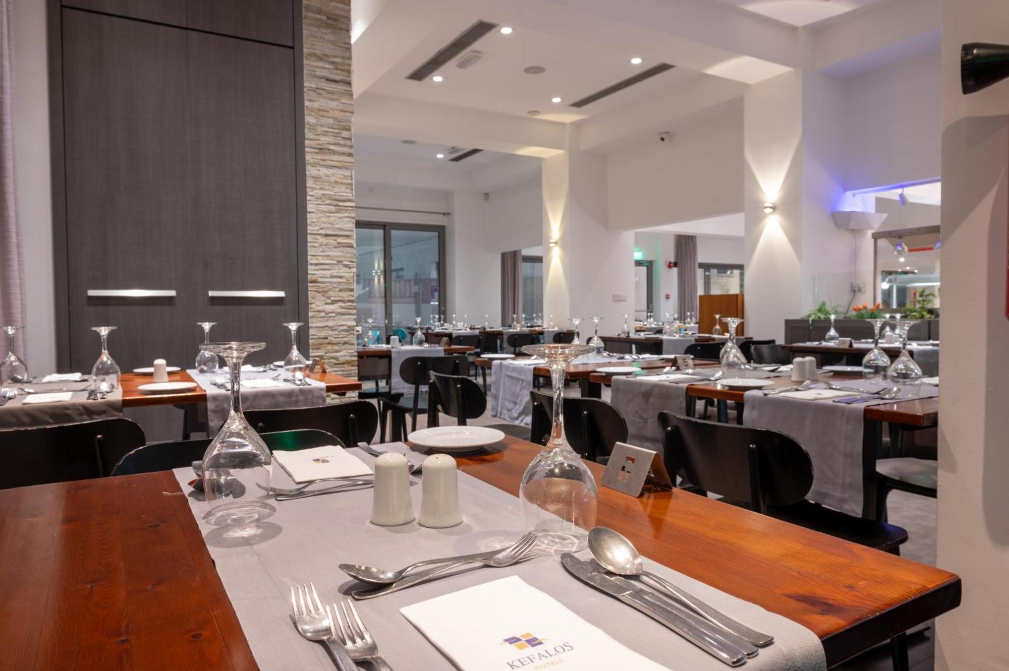 Kefalos Damon Hotel Apartments Paphos Eksteriør bilde