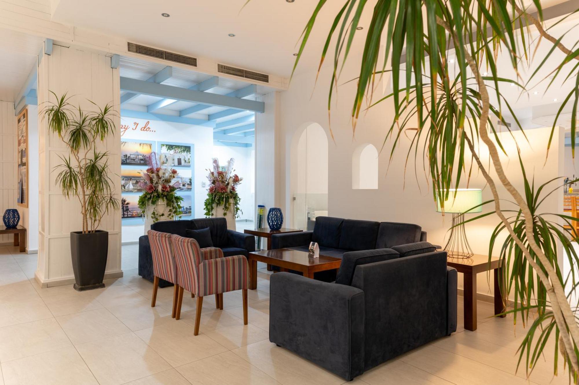 Kefalos Damon Hotel Apartments Paphos Eksteriør bilde