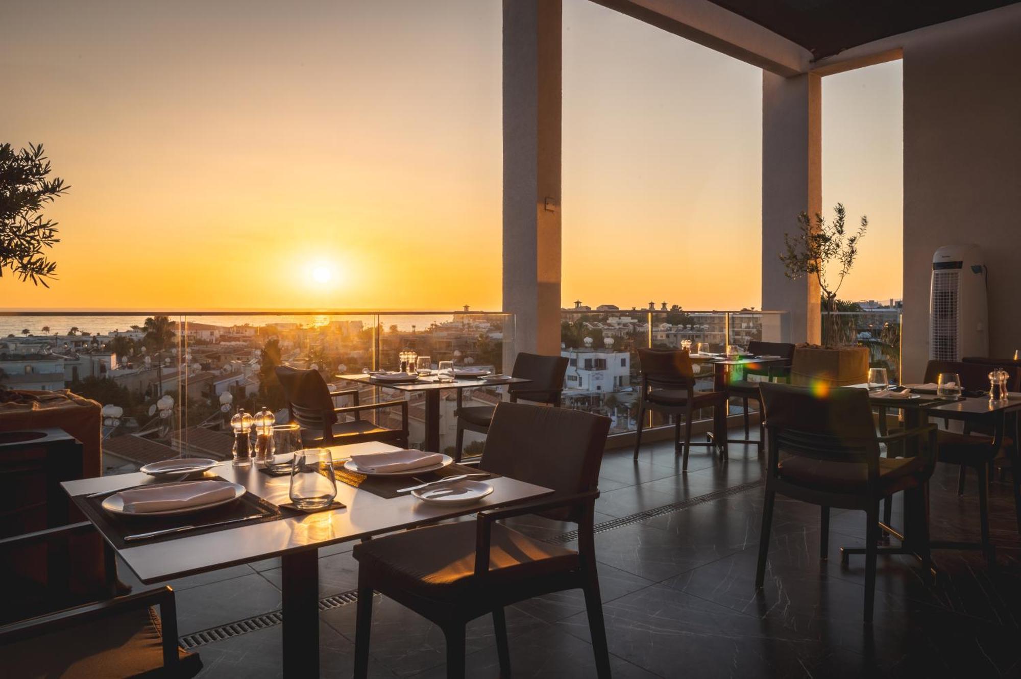 Kefalos Damon Hotel Apartments Paphos Eksteriør bilde